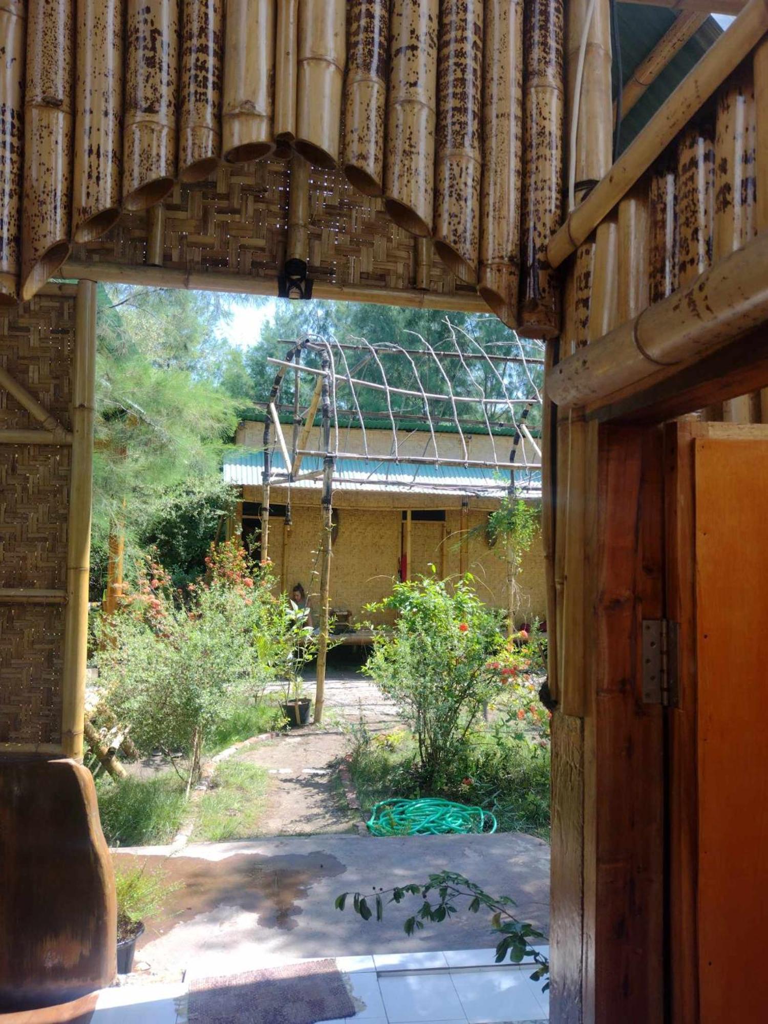 Uncle Hippie'S Dream Hostel กิลิเมโน ภายนอก รูปภาพ