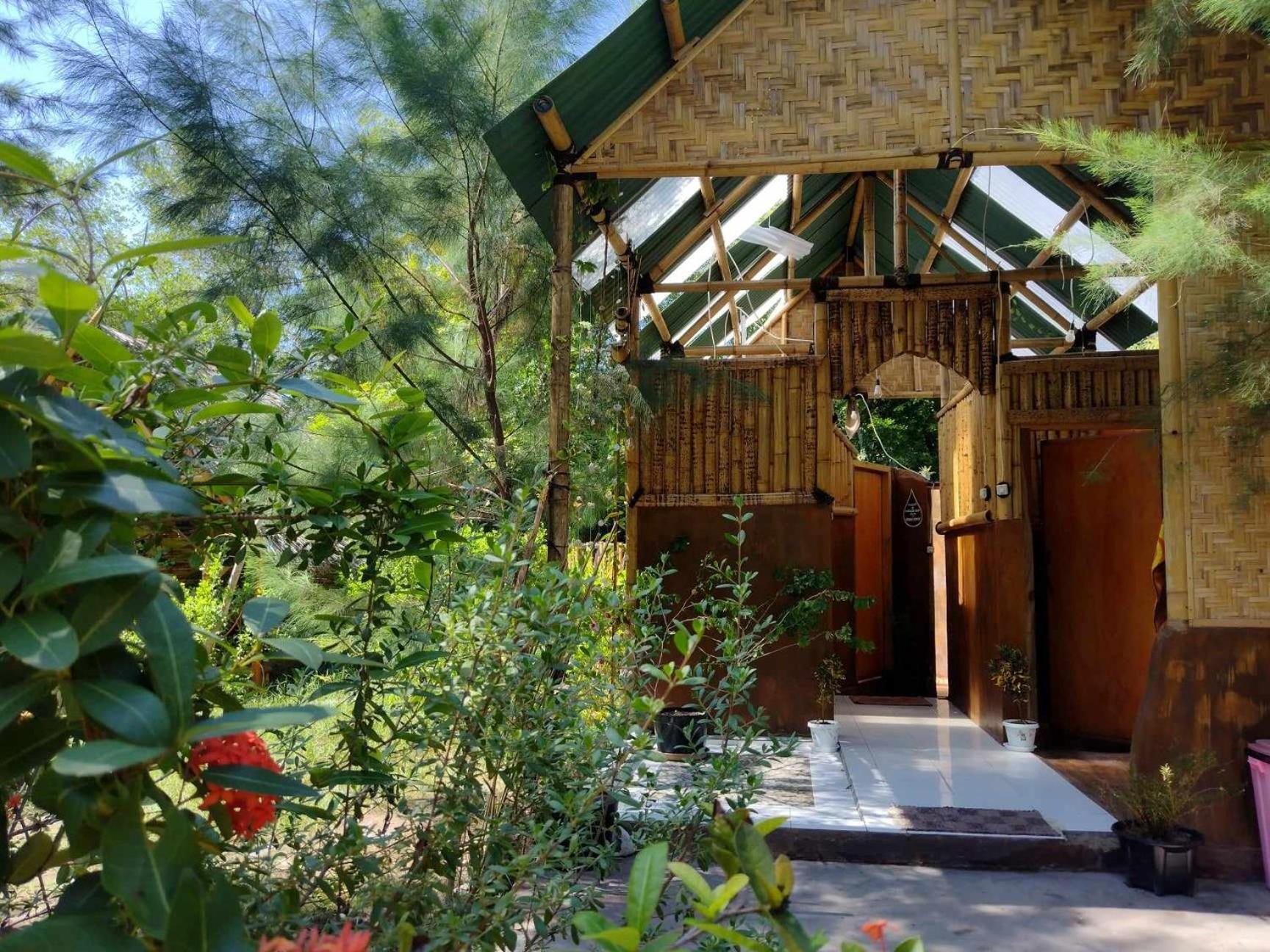 Uncle Hippie'S Dream Hostel กิลิเมโน ภายนอก รูปภาพ
