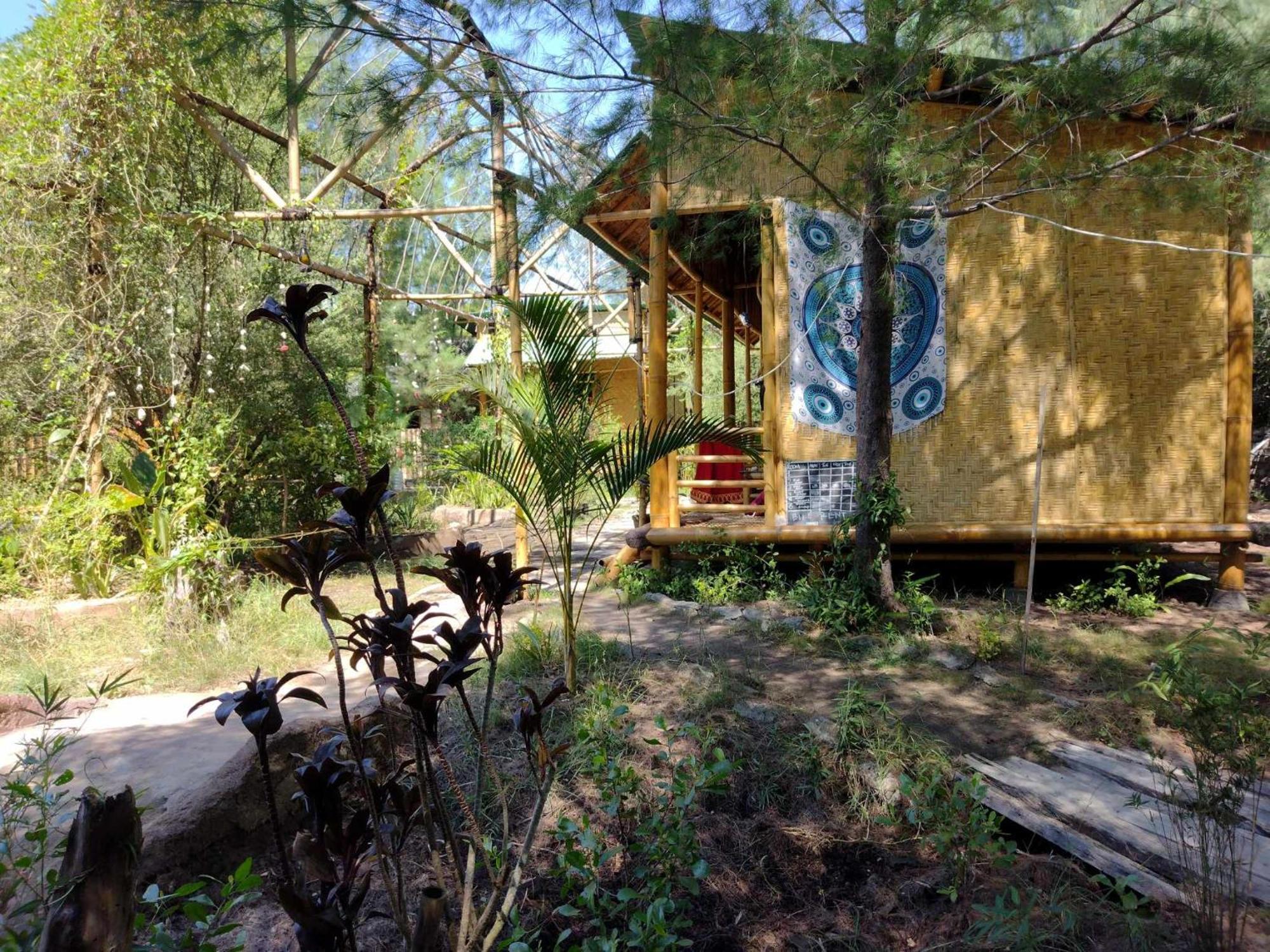 Uncle Hippie'S Dream Hostel กิลิเมโน ภายนอก รูปภาพ