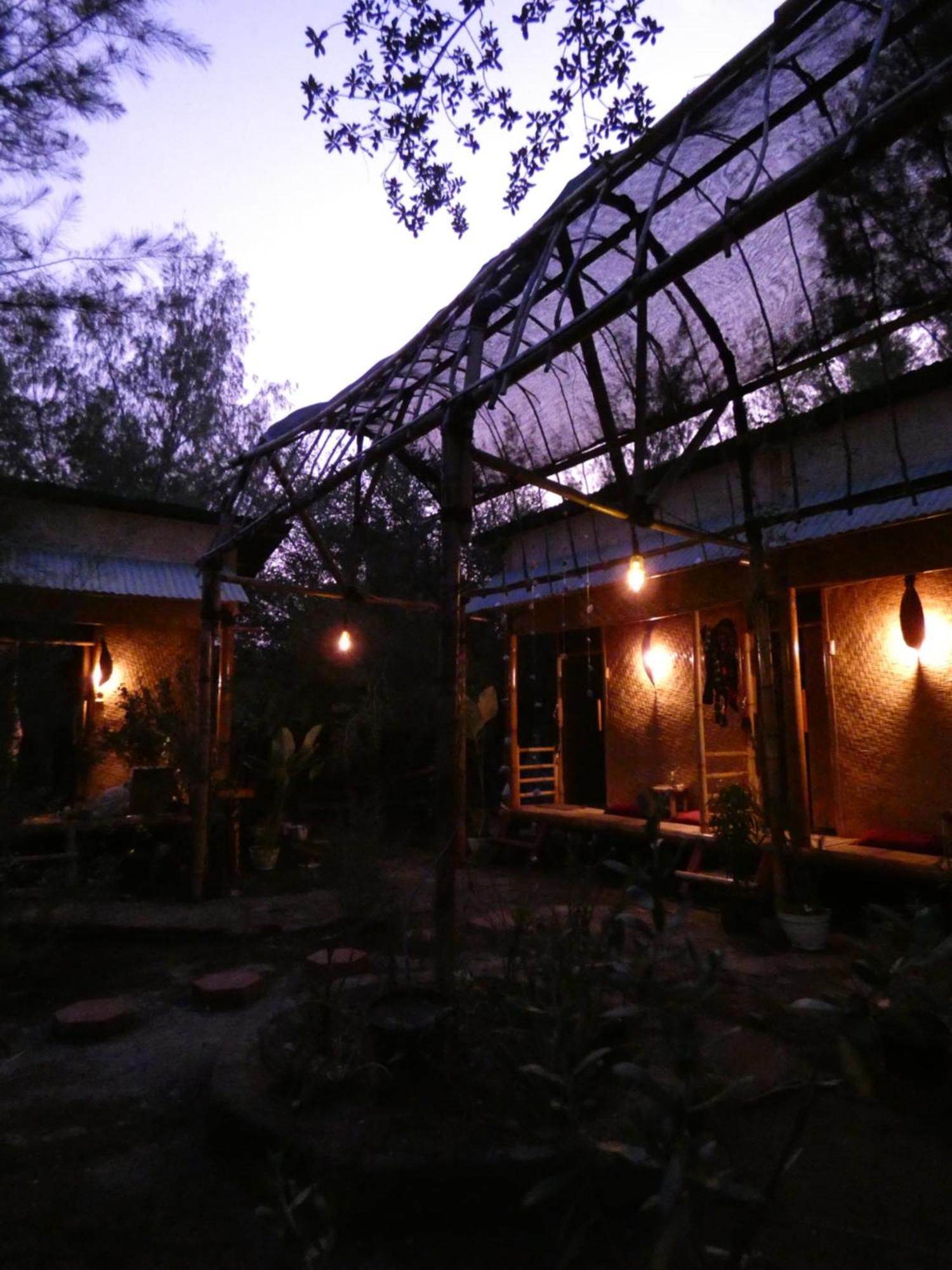 Uncle Hippie'S Dream Hostel กิลิเมโน ภายนอก รูปภาพ
